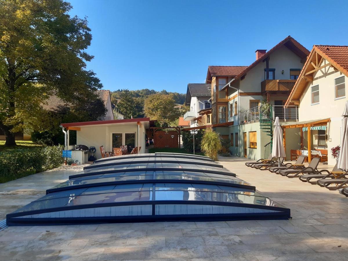 Ferienanlage Beatrix Stegersbach Exterior foto